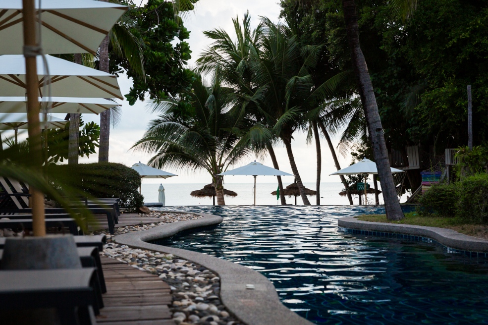 koh samui infinity pool thailand