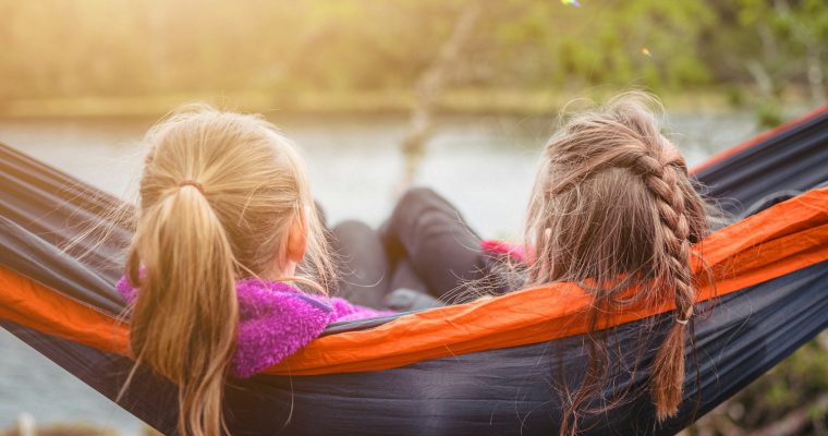 Kamperen met kinderen, wat moet je zeker bij je hebben?